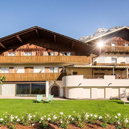 Pension An Der Linde Lagundo Exterior foto